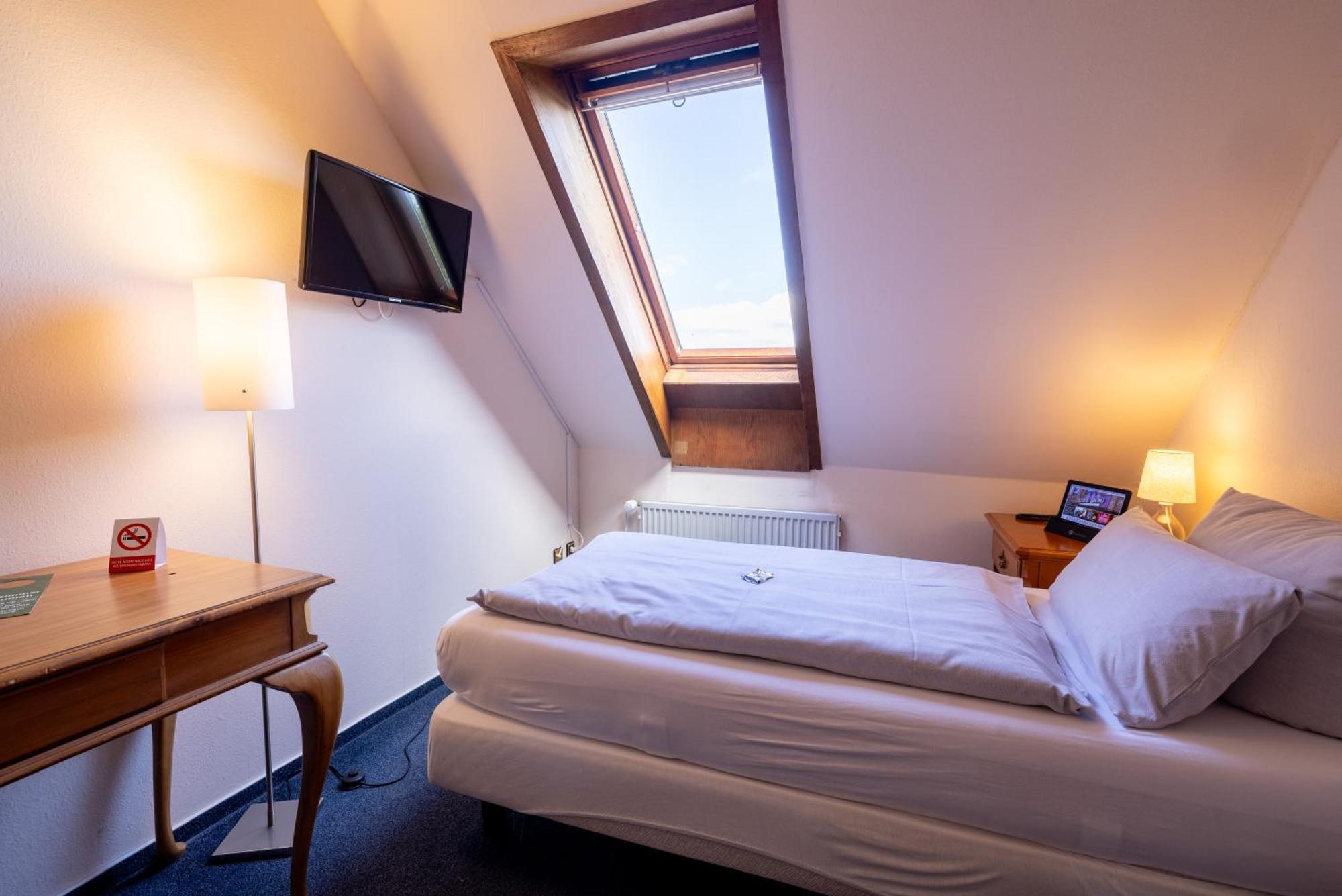 Hotel Luettje Burg Luetjenburg Luaran gambar